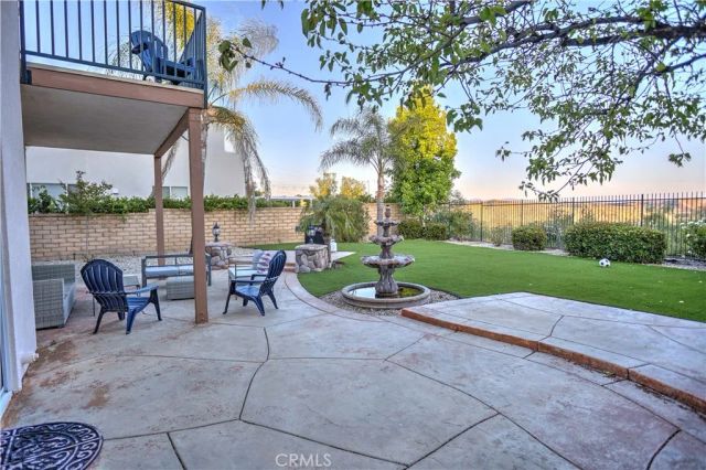 27604 Redwood Way, Castaic, CA 91384