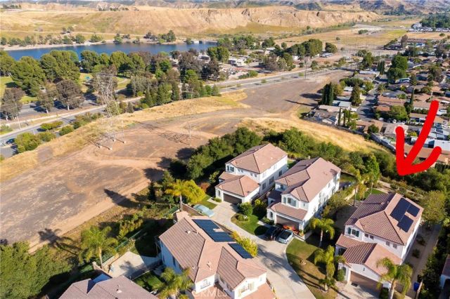 27604 Redwood Way, Castaic, CA 91384