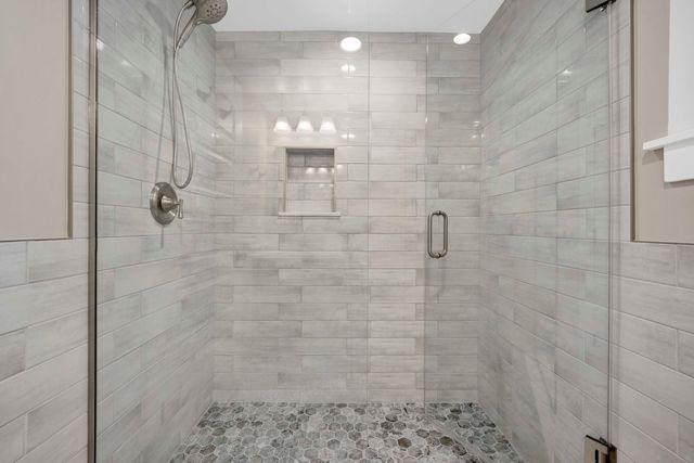 1241 W Newport Avenue G, Chicago, IL 60657