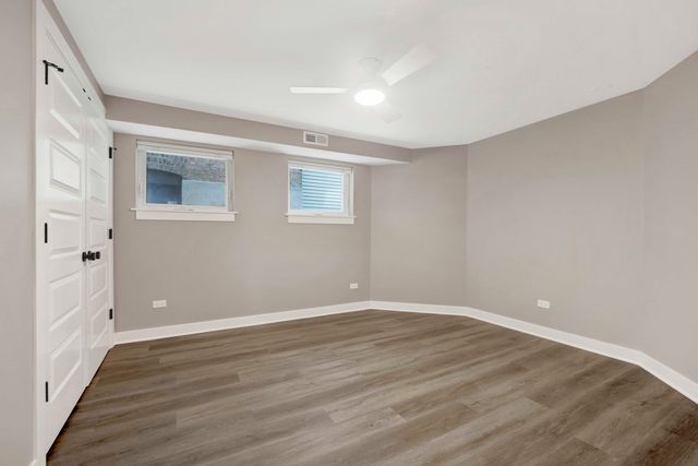 1241 W Newport Avenue G, Chicago, IL 60657