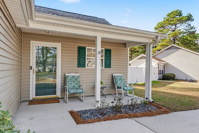 29 Pelican Circle, Beaufort, SC 29906