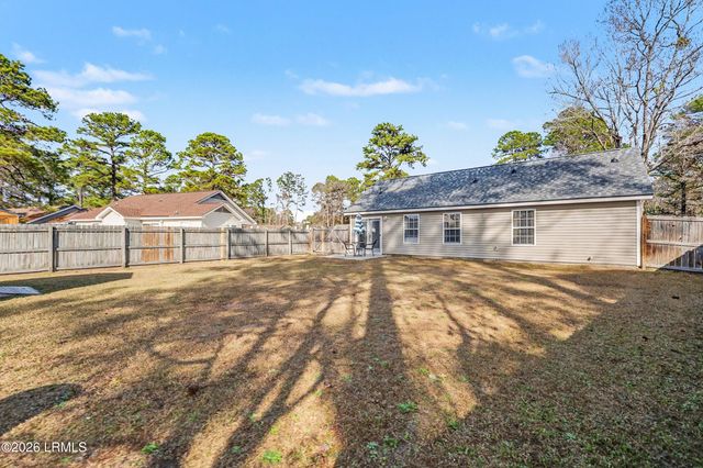 29 Pelican Circle, Beaufort, SC 29906