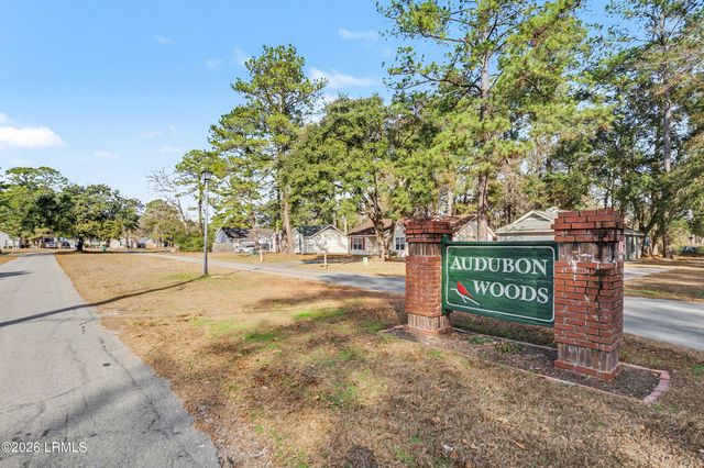 29 Pelican Circle, Beaufort, SC 29906