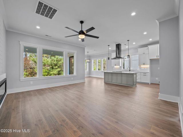 210 Cumberland Street, Newport, NC 28570