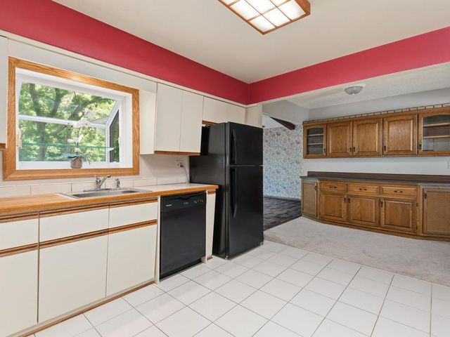 199 Colleen Avenue, Shoreview, MN 55126