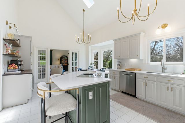 9241 Hunterboro Dr, Brentwood, TN 37027