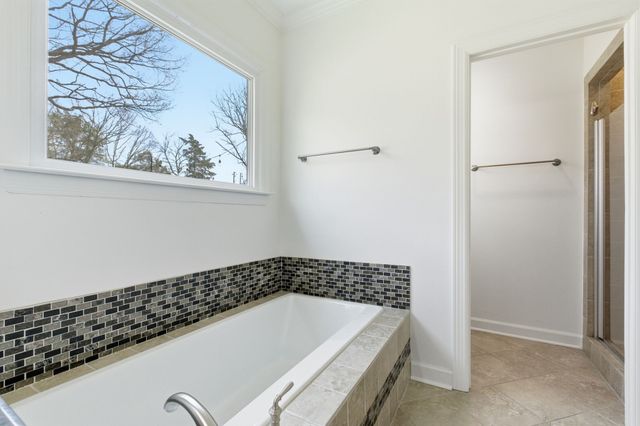 9241 Hunterboro Dr, Brentwood, TN 37027