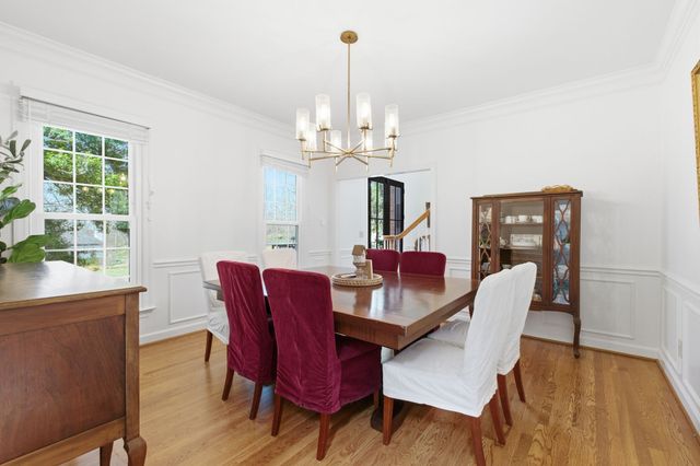 9241 Hunterboro Dr, Brentwood, TN 37027