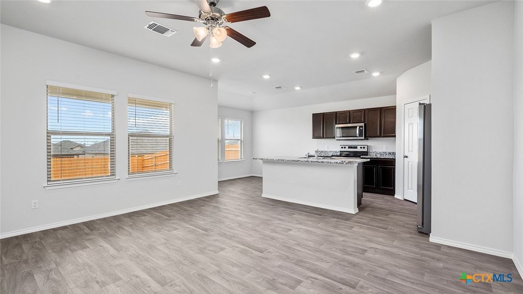 Image 11 of property listing at 1314 Victory Ranch Trail, Killeen, TX 76549