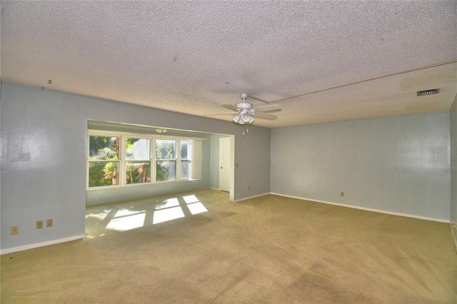 200 EL CAMINO DRIVE 203, Winter Haven, FL 33884