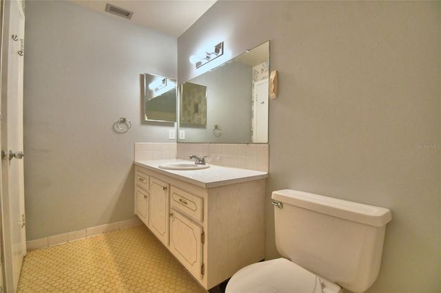 200 EL CAMINO DRIVE 203, Winter Haven, FL 33884