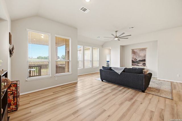 951 Blue Violet, New Braunfels, TX 78130