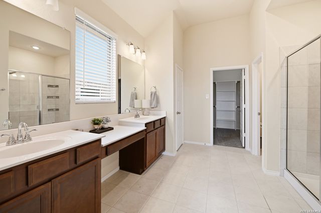 951 Blue Violet, New Braunfels, TX 78130