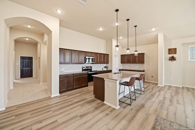 951 Blue Violet, New Braunfels, TX 78130