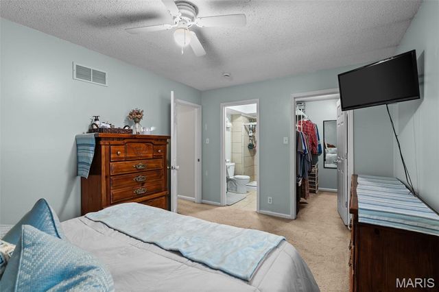 9601 Gallop Lane, Crestwood, MO 63126