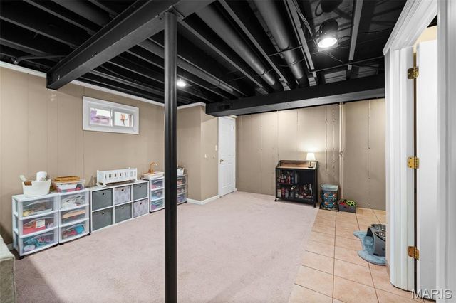 9601 Gallop Lane, Crestwood, MO 63126
