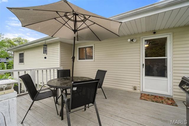 9601 Gallop Lane, Crestwood, MO 63126