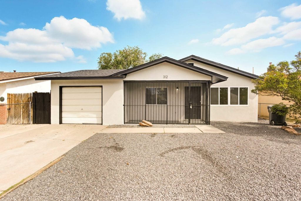 312 Jane Street NE, Albuquerque, NM 87123