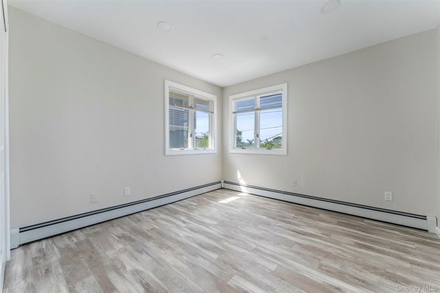 121 Williamson Street, East Rockaway, NY 11518