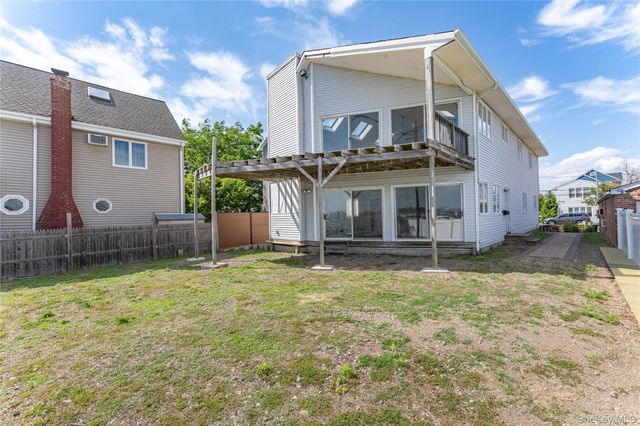 121 Williamson Street, East Rockaway, NY 11518