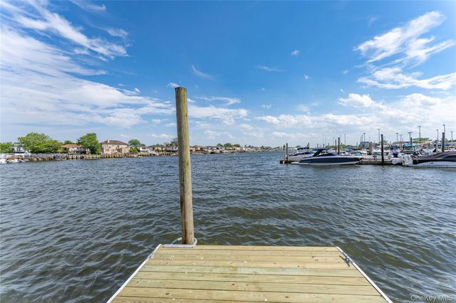 121 Williamson Street, East Rockaway, NY 11518