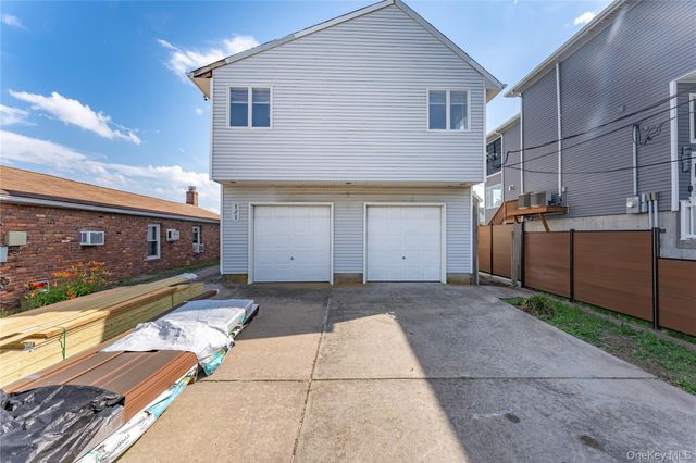 121 Williamson Street, East Rockaway, NY 11518