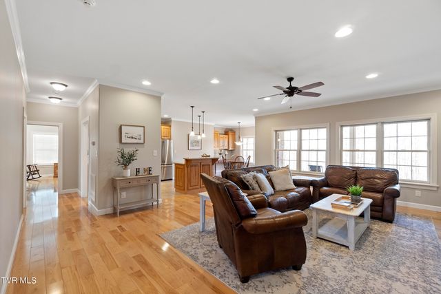 2754 Newport Highway, Greeneville, TN 37743