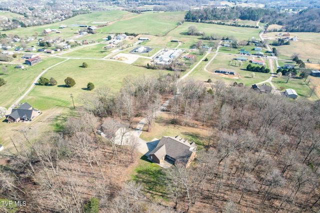 2754 Newport Highway, Greeneville, TN 37743