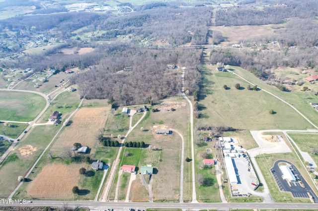 2754 Newport Highway, Greeneville, TN 37743