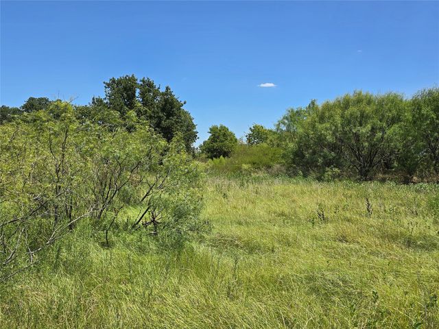 501 County Road 384, No City, TX 76442