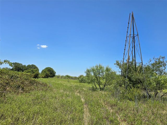 501 County Road 384, No City, TX 76442