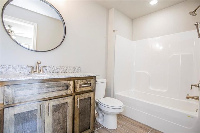 1903 Azlin Place, Siloam Springs, AR 72761