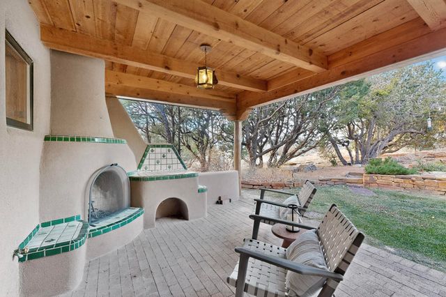 24 W Old Agua Fria, Santa Fe, NM 87508