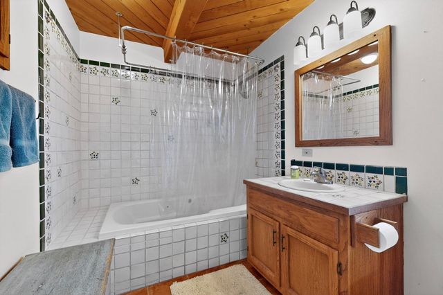 24 W Old Agua Fria, Santa Fe, NM 87508