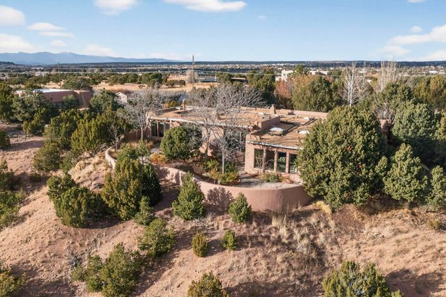 24 W Old Agua Fria, Santa Fe, NM 87508