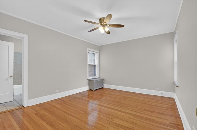 6815 S CRANDON Avenue 3, Chicago, IL 60649