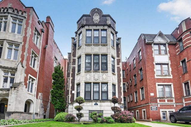 6815 S CRANDON Avenue 3, Chicago, IL 60649