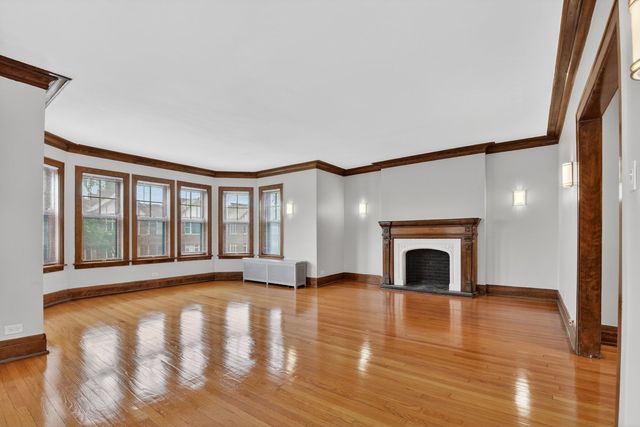 6815 S CRANDON Avenue 3, Chicago, IL 60649