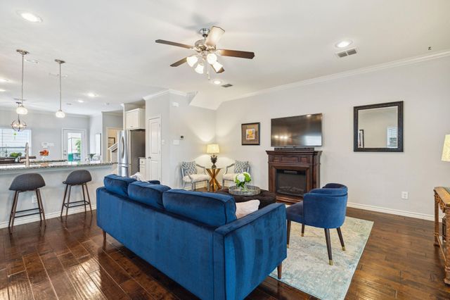 3705 Byers Avenue, Fort Worth, TX 76107