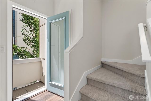 513 S Sullivan Street, Seattle, WA 98108