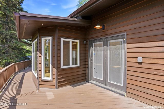 2100 Churchill Drive, Anchorage, AK 99517
