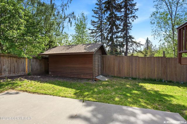 2100 Churchill Drive, Anchorage, AK 99517