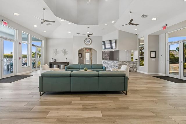 7122 68TH DRIVE E, Bradenton, FL 34203