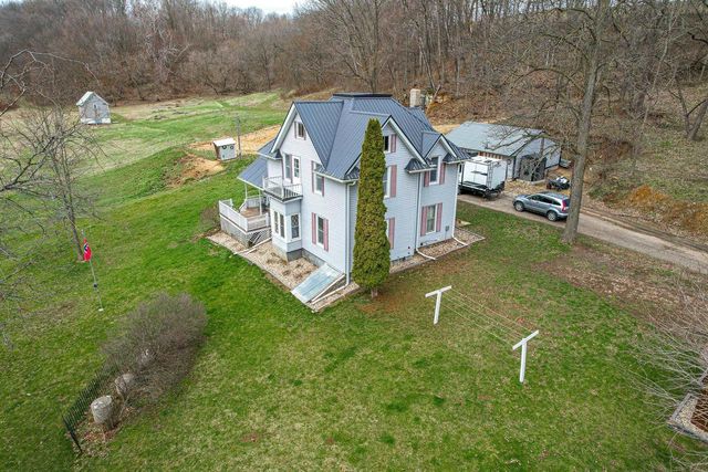 S1205 County Road Y, Wonewoc, WI 53968