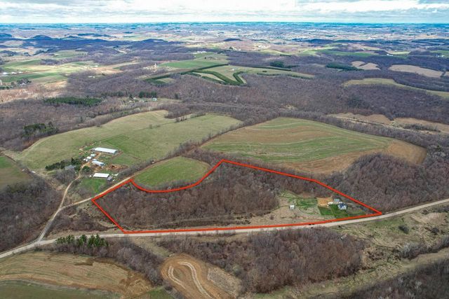 S1205 County Road Y, Wonewoc, WI 53968