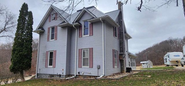 S1205 County Road Y, Wonewoc, WI 53968