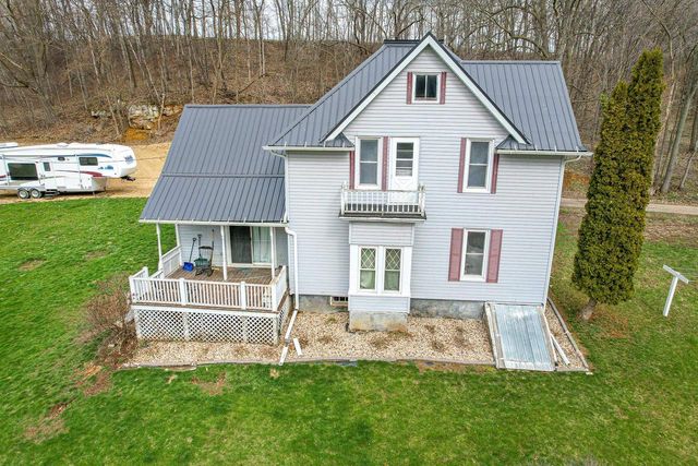 S1205 County Road Y, Wonewoc, WI 53968