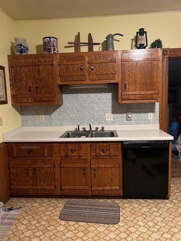 S1205 County Road Y, Wonewoc, WI 53968