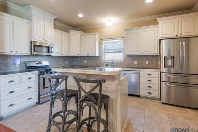 42221 Conifer Dr, Gonzales, LA 70737