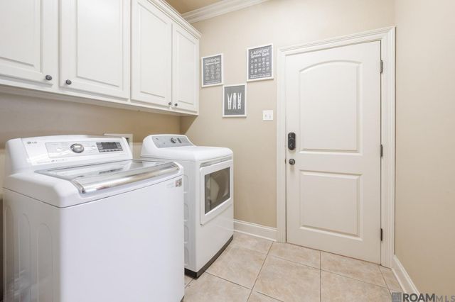 42221 Conifer Dr, Gonzales, LA 70737